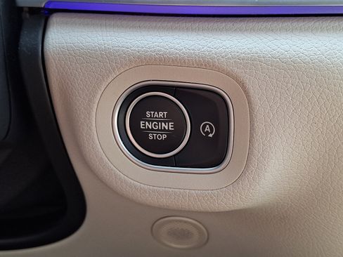 Used 2020 Mercedes-Benz GLE 350 4MATIC image 25