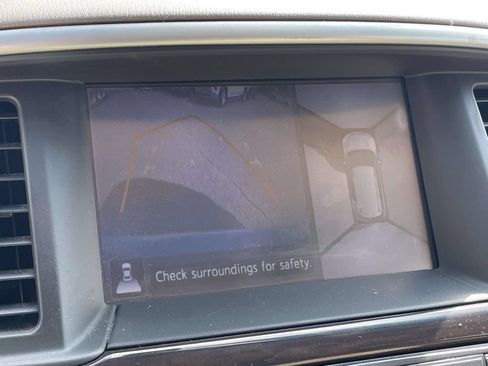 Used 2015 Nissan Pathfinder Platinum FWD image 25