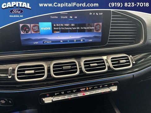 Used 2024 Mercedes-Benz GLS 580 4MATIC image 27