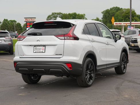 New 2026 Mitsubishi Eclipse Cross LE AWD/4WD image 3
