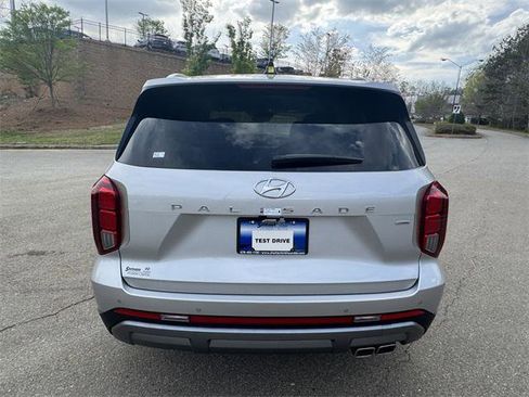 New 2025 Hyundai Palisade SEL image 4