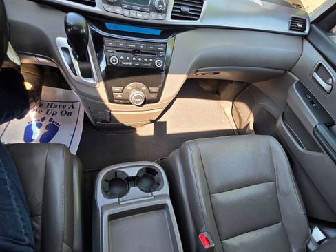 Used 2013 Honda Odyssey EX-L image 19