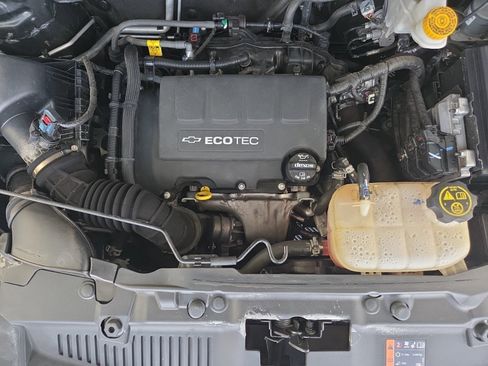 Used 2020 Chevrolet Trax LS w/ Tint and Cruise Package image 16