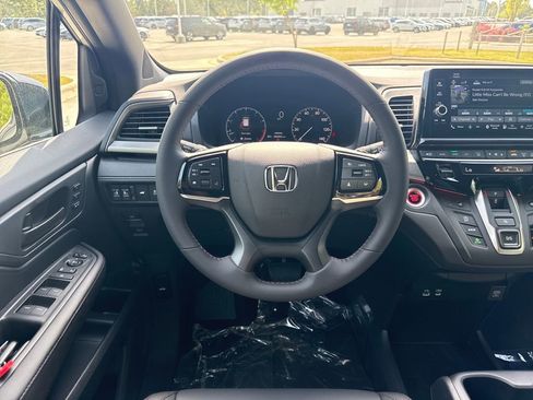 New 2026 Honda Odyssey Sport-L image 16