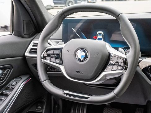 Used 2025 BMW 330i Sedan image 24