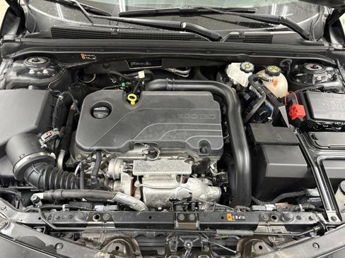 Used 2024 Chevrolet Malibu LT image 8