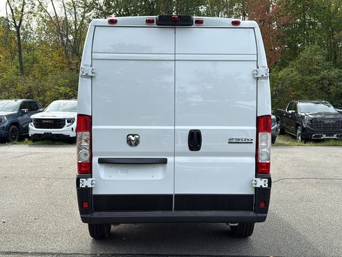 Used 2025 RAM ProMaster 2500 w/ Safety Group image 5