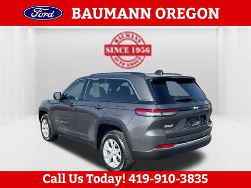 Used 2023 Jeep Grand Cherokee Limited AWD/4WD image 8