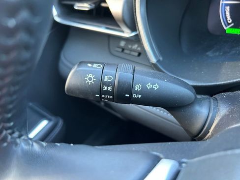 Used 2025 Toyota Highlander Limited AWD/4WD image 25