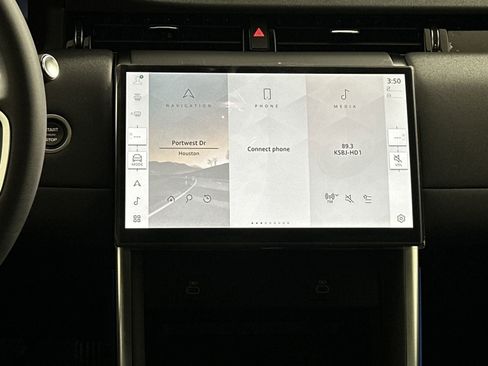 Certified 2025 Land Rover Discovery Sport S image 22