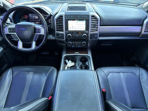 Used 2017 Ford F350 Platinum w/ Platinum Ultimate Package image 12