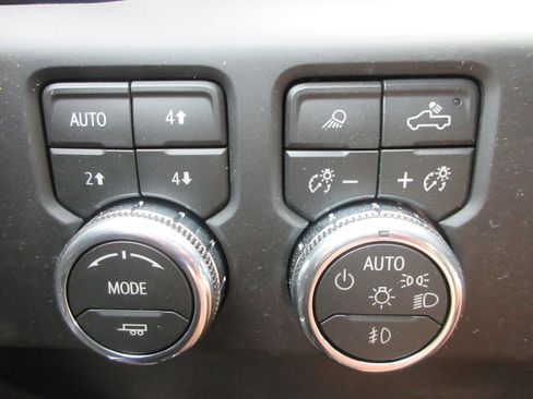 New 2026 GMC Sierra 1500 AT4X AWD/4WD image 19