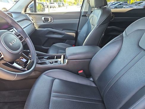 Certified 2023 Kia Sorento EX image 16
