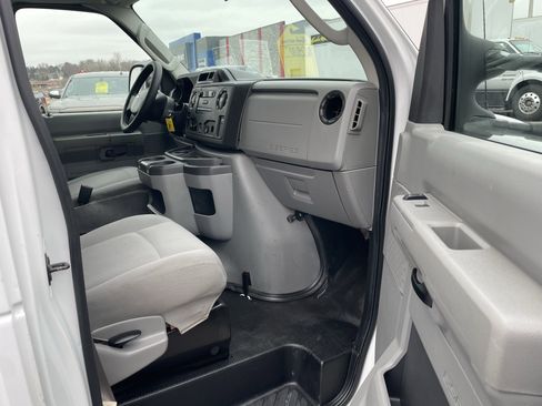 Used 2013 Ford E-150 and Econoline 150 w/ PWR Group image 13