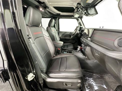 Used 2024 Jeep Gladiator Rubicon w/ Safety Group image 27