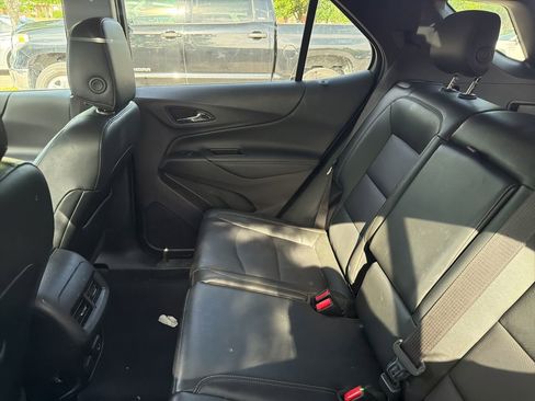 Used 2018 Chevrolet Equinox Premier image 8