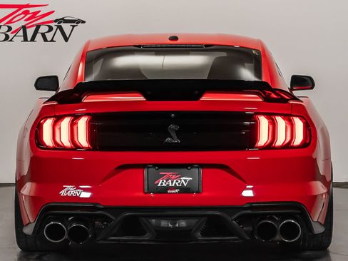 Used 2020 Ford Mustang Shelby GT500 w/ Technology Package image 4