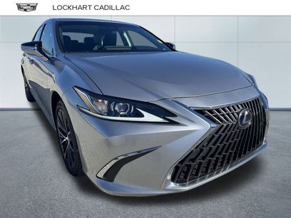 Used 2022 Lexus ES 300h w/ Premium Package