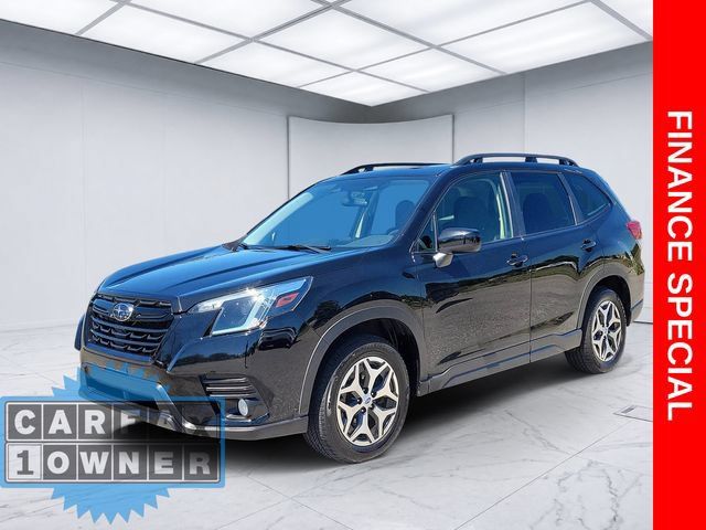 Used 2023 Subaru Forester Premium AWD/4WD image 2