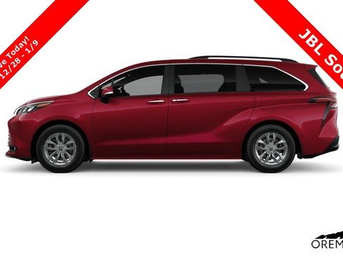New 2026 Toyota Sienna XLE image 20
