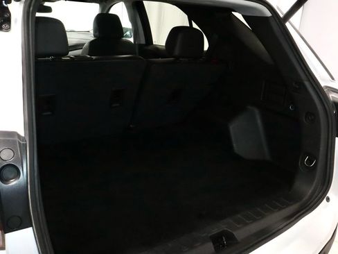 Used 2024 Chevrolet Equinox Premier AWD/4WD image 13