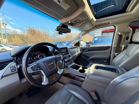 Used 2018 GMC Yukon SLT w/ Open Road Package image 14