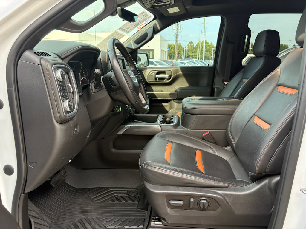 Used 2022 GMC Sierra 1500 AT4 w/ AT4 Premium Package AWD/4WD image 10