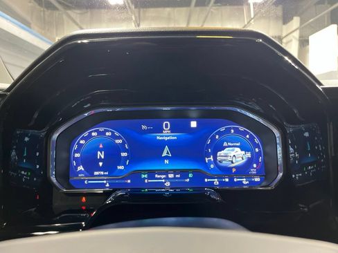 Used 2023 Chevrolet Silverado 1500 RST AWD/4WD image 22