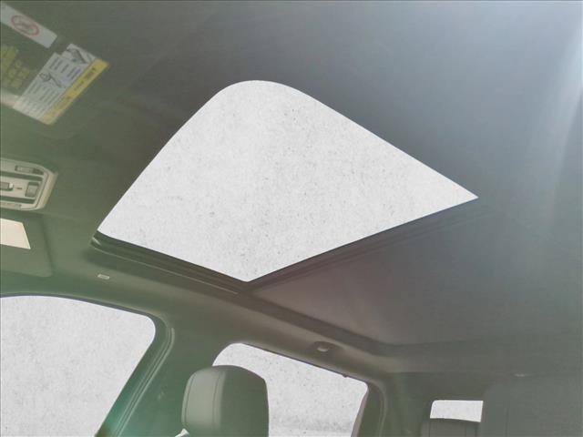 Used 2025 Toyota Tundra Platinum AWD/4WD image 16