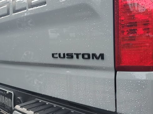 Used 2024 Chevrolet Silverado 1500 Custom w/ Turbomax Blackout Package AWD/4WD image 8