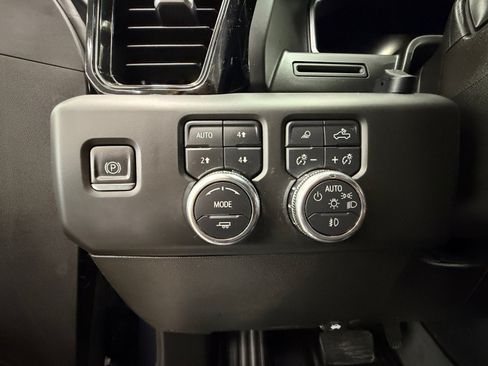Used 2024 GMC Sierra 1500 AT4 w/ AT4 Preferred Package AWD/4WD image 24