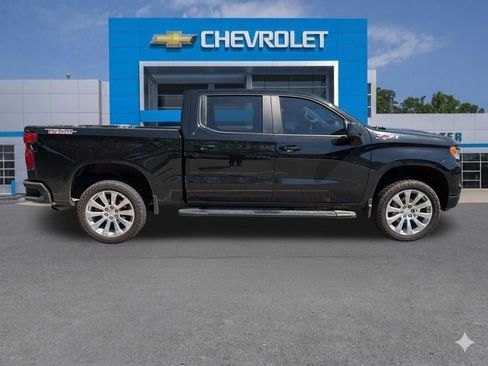 Used 2023 Chevrolet Silverado 1500 LT Trail Boss AWD/4WD image 14