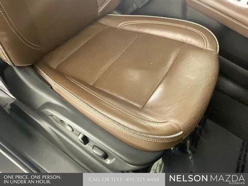 Used 2021 Chevrolet Tahoe High Country w/ Premium Package AWD/4WD image 29