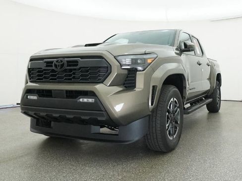 New 2026 Toyota Tacoma TRD Sport AWD/4WD image 32