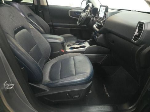 Used 2021 Ford Bronco Sport Outer Banks w/ Outer Banks Package (96D) image 3