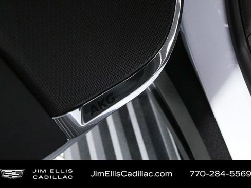 Certified 2026 Cadillac Escalade V w/ LPO, ONYX Package image 8