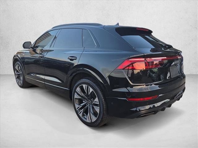 Used 2025 Audi Q8 Prestige AWD/4WD image 7