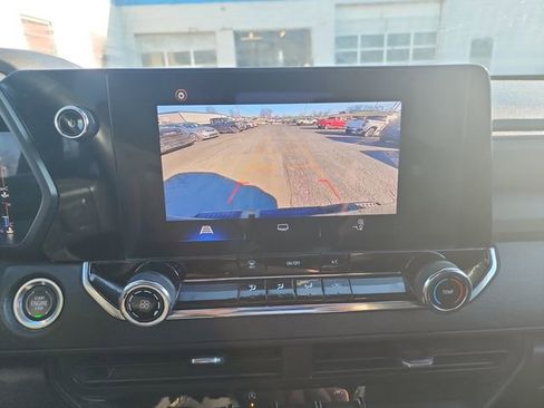 Used 2023 Chevrolet Colorado W/T image 26