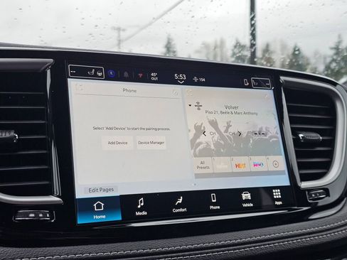 New 2026 Chrysler Pacifica Select image 21