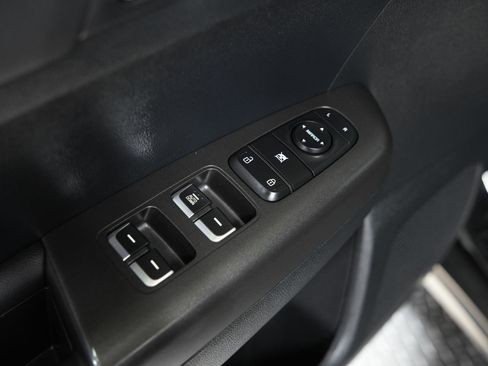 Used 2022 Kia Sportage LX image 23