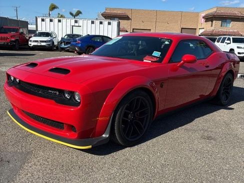 Used 2019 Dodge Challenger SRT Hellcat Redeye image 4