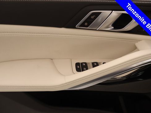 New 2026 BMW X6 xDrive40i w/ Executive Package image 16