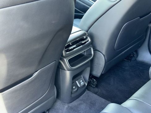 Used 2024 Genesis GV80 2.5T AWD/4WD image 23