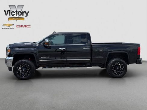 Used 2019 GMC Sierra 2500 SLT w/ Duramax Plus Package AWD/4WD image 3