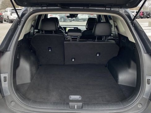 Used 2023 Kia Sportage EX image 9