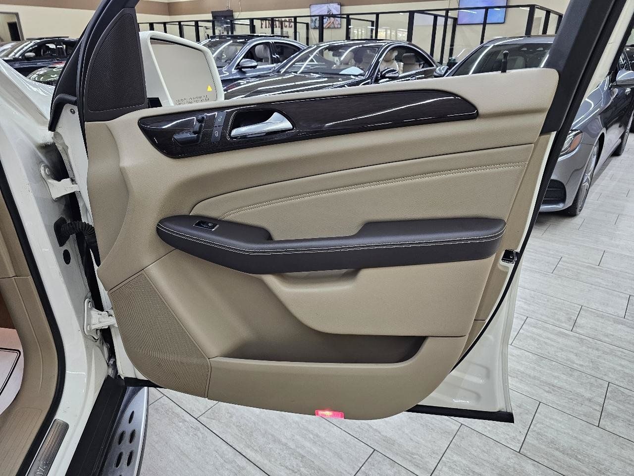 Used 2014 Mercedes-Benz ML 350 2WD image 41
