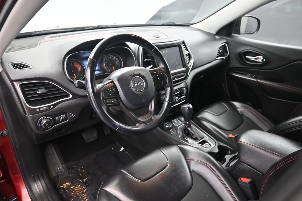 Used 2020 Jeep Cherokee Trailhawk w/ Comfort/Convenience Group AWD/4WD image 12