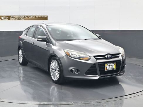Used 2014 Ford Focus Titanium FWD image 3
