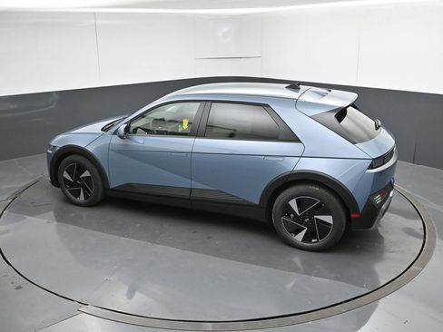 New 2026 Hyundai Ioniq 5 SE RWD image 19