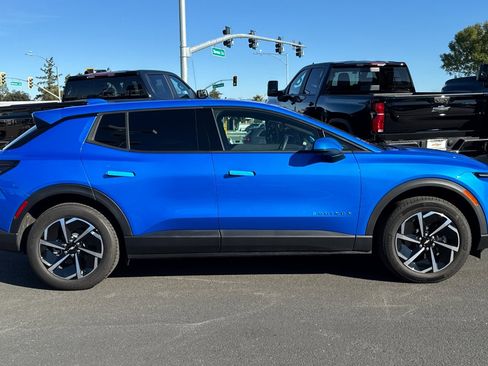 Used 2026 Chevrolet Equinox EV LT image 4